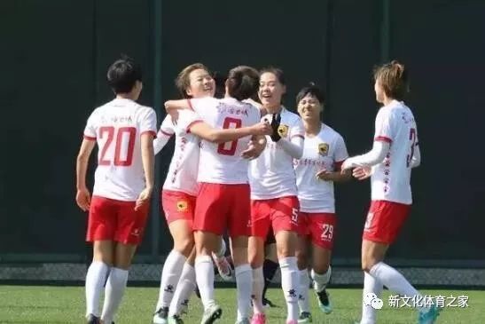  曼联青训小将梅开二度，滕哈赫收获意外之喜  